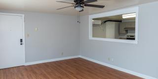 224 N. Anderson Street Apt. B Gallery 1