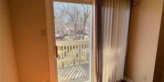 Arbor Village Condominium / Beautiful Update Unit / Refrigerator, Washer & Dryer included Gallery 25