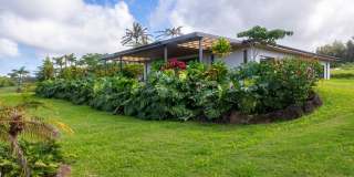 Gorgeous Remodeled Home w/ Private Hot Tube & Ocean Views: Hale Mahina Gallery 63