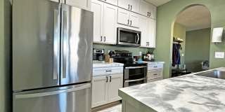 Cute 2BR Condo in Madison.  Community Pool! 2nd Month Free! Gallery 1