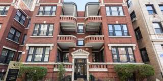 439 W Melrose St Gallery 1