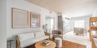 517 W Main Street Gallery 28