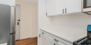 3311 Giles Pl Apt 5H Gallery 2