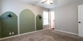 4021 Barnes Street Gallery 16