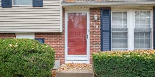 Inviting home with private fenced yard for pets Gallery 25
