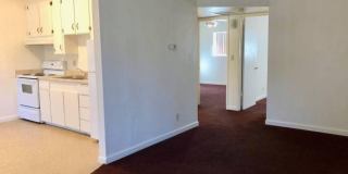 Garden Square Apartments    2 Bedroom 1 Bath Gallery 13