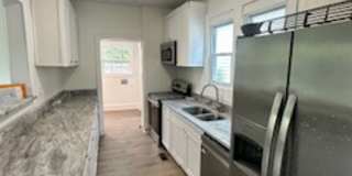 Fully renovated house for Rent! Gallery 8