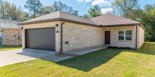 Beautiful Brick 4 Bedroom in Niceville! Gallery 1