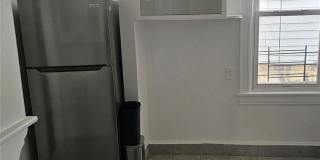 33 Cliff Avenue Gallery 8