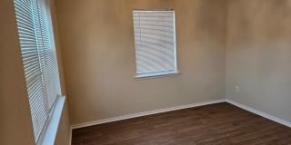 1136 BAYLESS Place unit: Condo H-1 Gallery 3