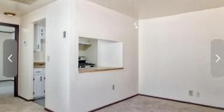 1005 N Center Avenue Gallery 6