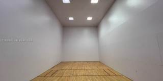 8000 N Nob Hill Rd Gallery 27
