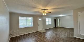 407B Maple Gallery 1