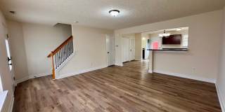 Townhouse for Rent in Beacon Hill Gallery 3