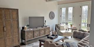 Lake Forest Lofts Gallery 4