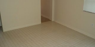 4601 Blaine St. NE - # 1 Gallery 4