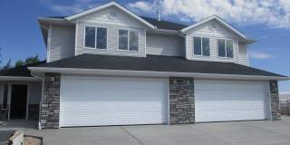 3 Bed - 2.5 Bath Twin Home -Gemini Meadows Gallery 1