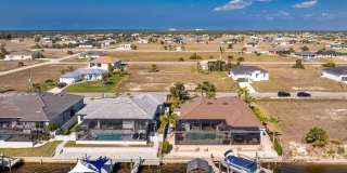 Gulf Access, Waterfront Escape Awaits Gallery 44
