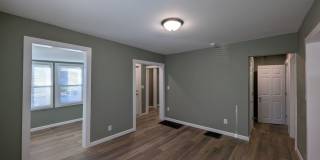 Newly Renovated 4 bedroom house Gallery 7