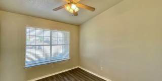 Viewable November 1st!  Pets Accepted! Gallery 14