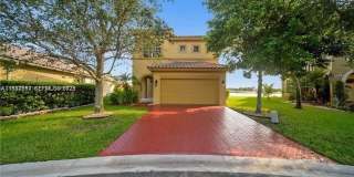 5271 SW 141st Ter Gallery 1