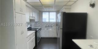 10178 Collins Ave Gallery 2