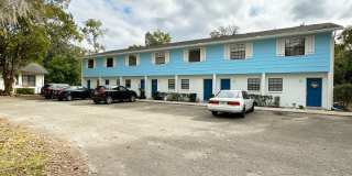 Oak Village - Beautiful 2 Bedroom, 1 Bathroom Townhome Gallery 1