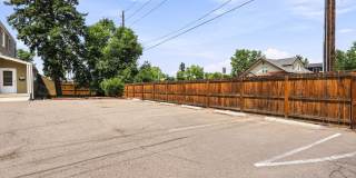 2 Bed, 1 bath Available! Gallery 16