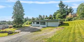 Martha Lake view | 3 bed / 2 bath Lynnwood rambler Gallery 1