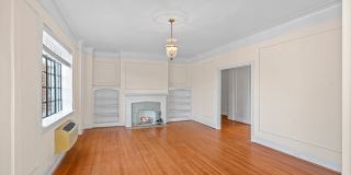 301 W 10th St Gallery 5