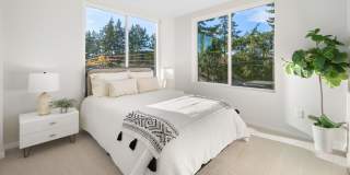 Modern Townhome in Licton Springs – Rooftop Deck & Stylish Living! Gallery 9
