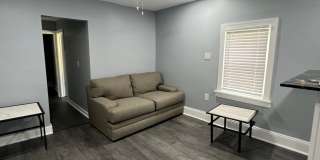 205 Ashworth PlRm 1 Gallery 21