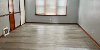 Beautifully Updated 3 Bedroom Home with Oversized Deck for Rent Gallery 4