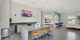 Avion Gallery 24