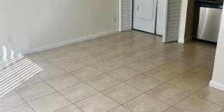 639 Executive Center Drive Gallery 4