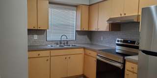 2410 W Cypress St Apt B Gallery 7