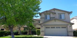 Large West Lancaster 2 Story Built in 2004 with 3638 sq. ft. Gallery 1