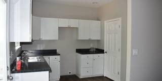 Shelby Park Amazing Newly Renovated 3 Bedroom House/1.5 BA Shelby Park Amazing Newly Renovated 3 Bedroom House/1.5 BA Gallery 8