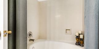 Lakes of Chateau Estates South Gallery 13