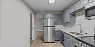 Experience Modern Living: Newly Renovated 1 Bed, 1 Bath Apartment Coming Soon! Gallery 54