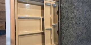 RENOVATED 2BD/1.5 BATH WITH PARKING, LAUNDRY, AND FULL H-VAC WITH MOVE IN SPECIAL!! Gallery 23