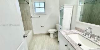 12695 SW 144th Ter Gallery 27