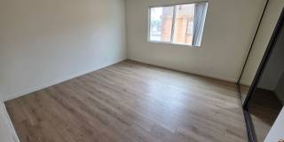 Belmont Shore- rent reduction-condo 4 blocks to beach just off of Second St. Gallery 28