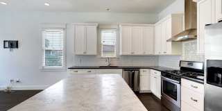 EAST NASHVILLE - FOUR BEDROOM Historic Home with amazing views of Nashville Skyline! Gallery 16