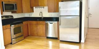 155 POTOMAC PASSAGE Gallery 3