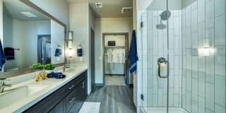 The Rey Downtown Gallery 21