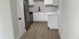 442 Smith Avenue Gallery 14