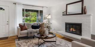 Remodeled Rambler with 2/Car garage, RV Parking and an Impressive Back Yard!!!!! Gallery 8