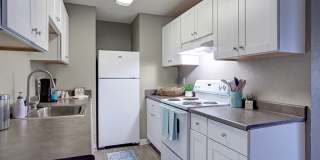 The Henley Apartment Homes Gallery 14