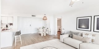 Gables Grand Plaza Apartments Gallery 36